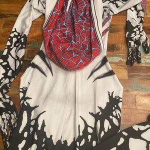 Worn twice for cosplaying/ brand new otherwise very well condition!